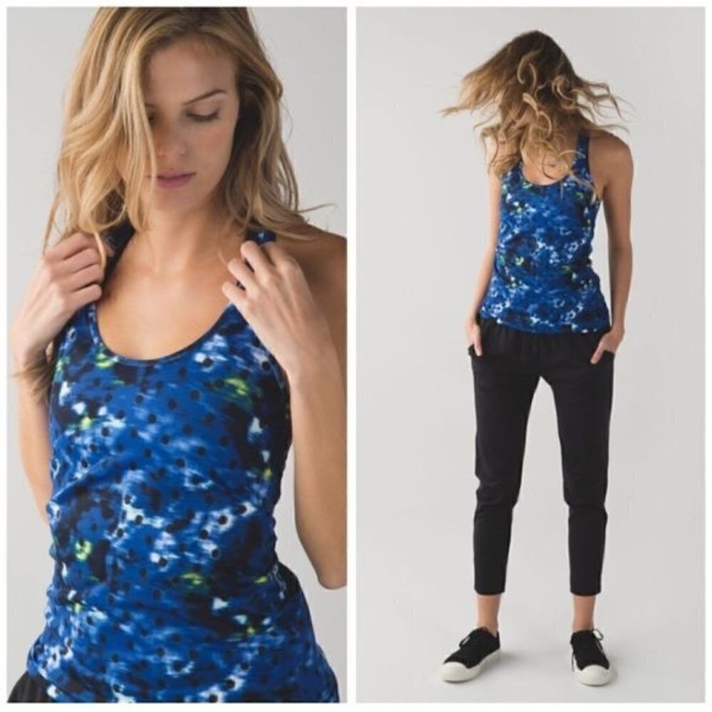 Lululemon Cool Racerback Windy Blooms Sapphire Blue Multi Tank Size 2